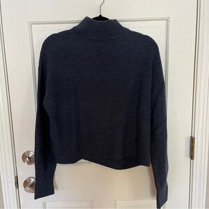 Lululemon Merino Wool-Blend Ribbed Turtleneck Sweater size 8